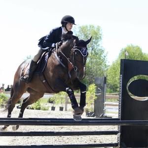 Meet your Posher, Claire